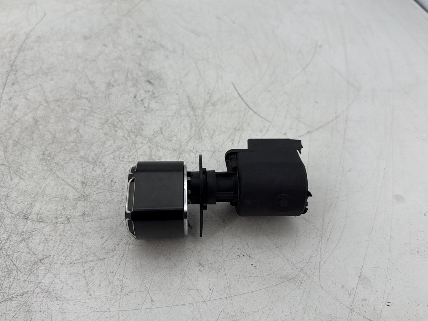 2012 Harley Road Glide Touring FLTRX Custom OEM Ignition Switch Cylinder Barrel Lockset NOKey