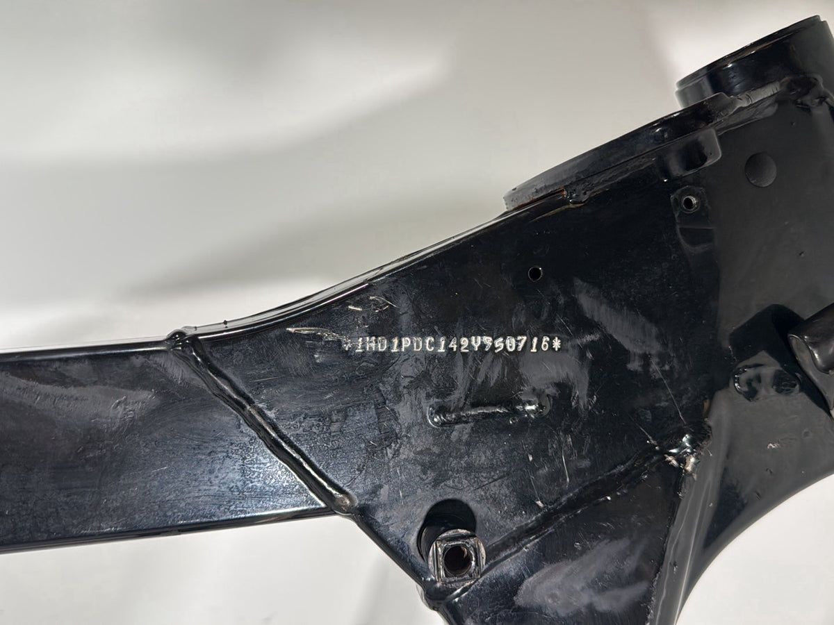 2002 Harley Touring Screamin Eagle Road King OEM Body Main Frame Chassis CLN CLR