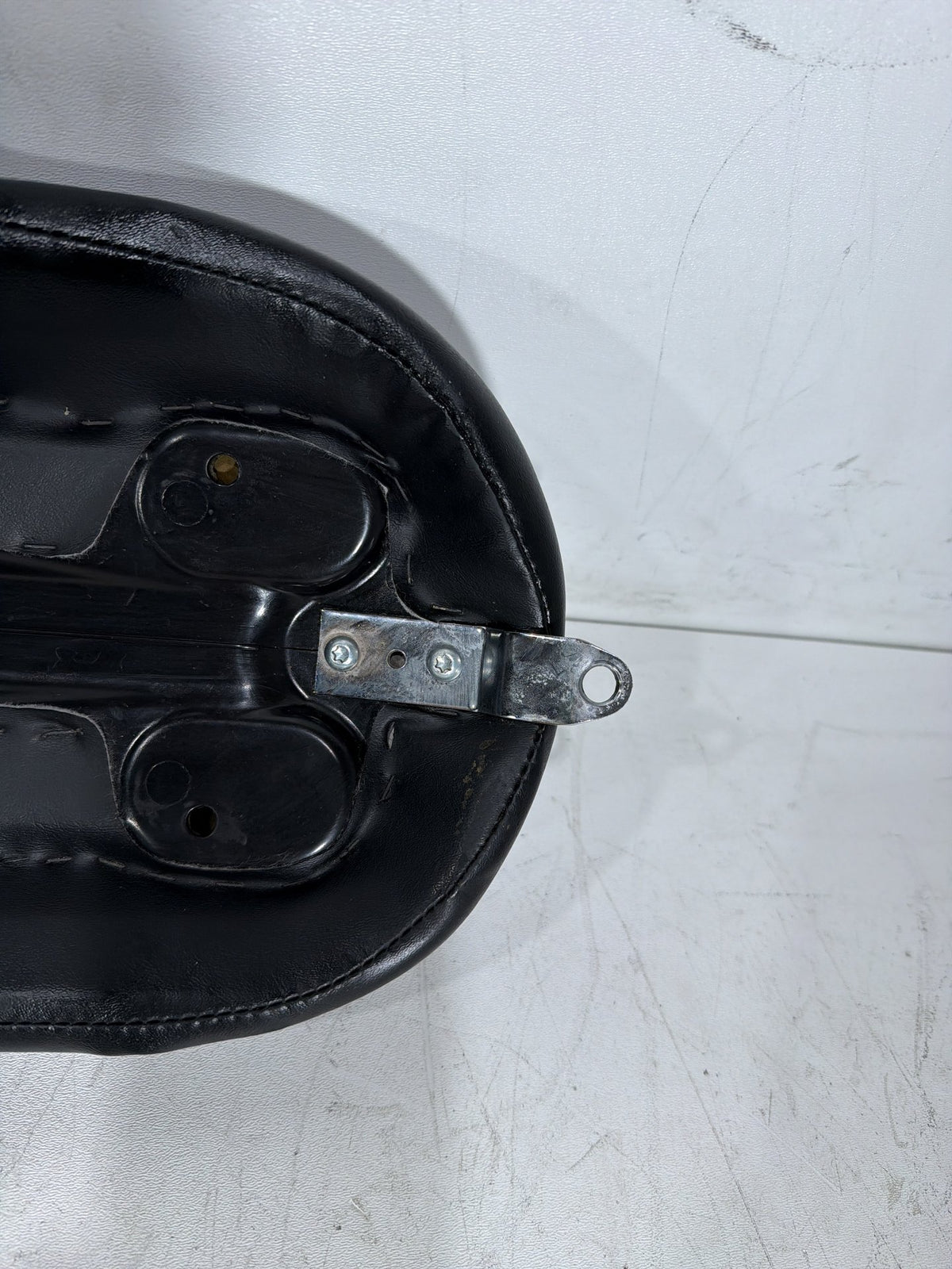 2017 Harley Dyna Street Bob FXDB OEM Passenger Rider Driver Seat Saddle TORN