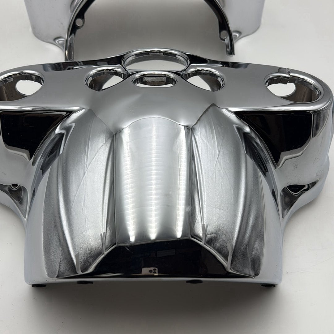 2007 - 2017 Harley-Davidson Dyna Switchback Front Lower Nacelle Headlight Cover Panel 57200024