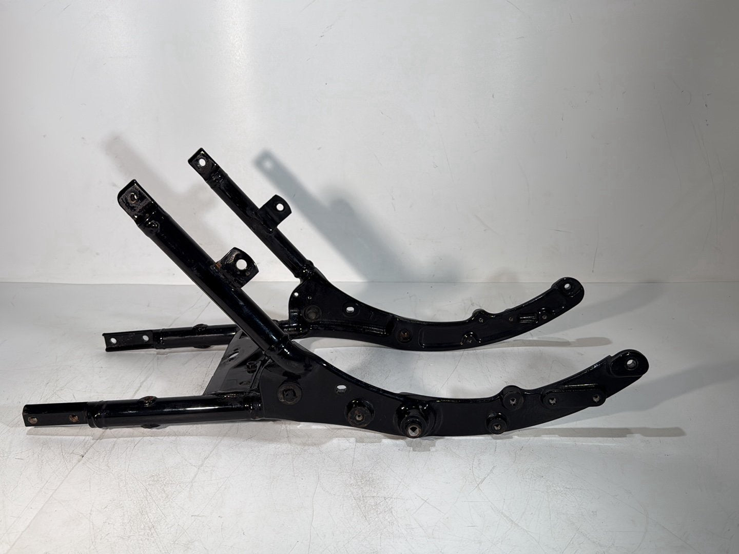 2008 - 2016 Harley-Davidson Touring Electra Glide Ultra Rear Sub Frame Subframe Tail Rail 	48079-09BHP