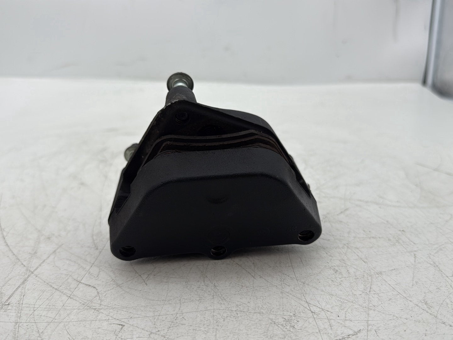 2005 Harley Dyna FXDWG Wide Glide OEM Front Left 1 Brake Caliper