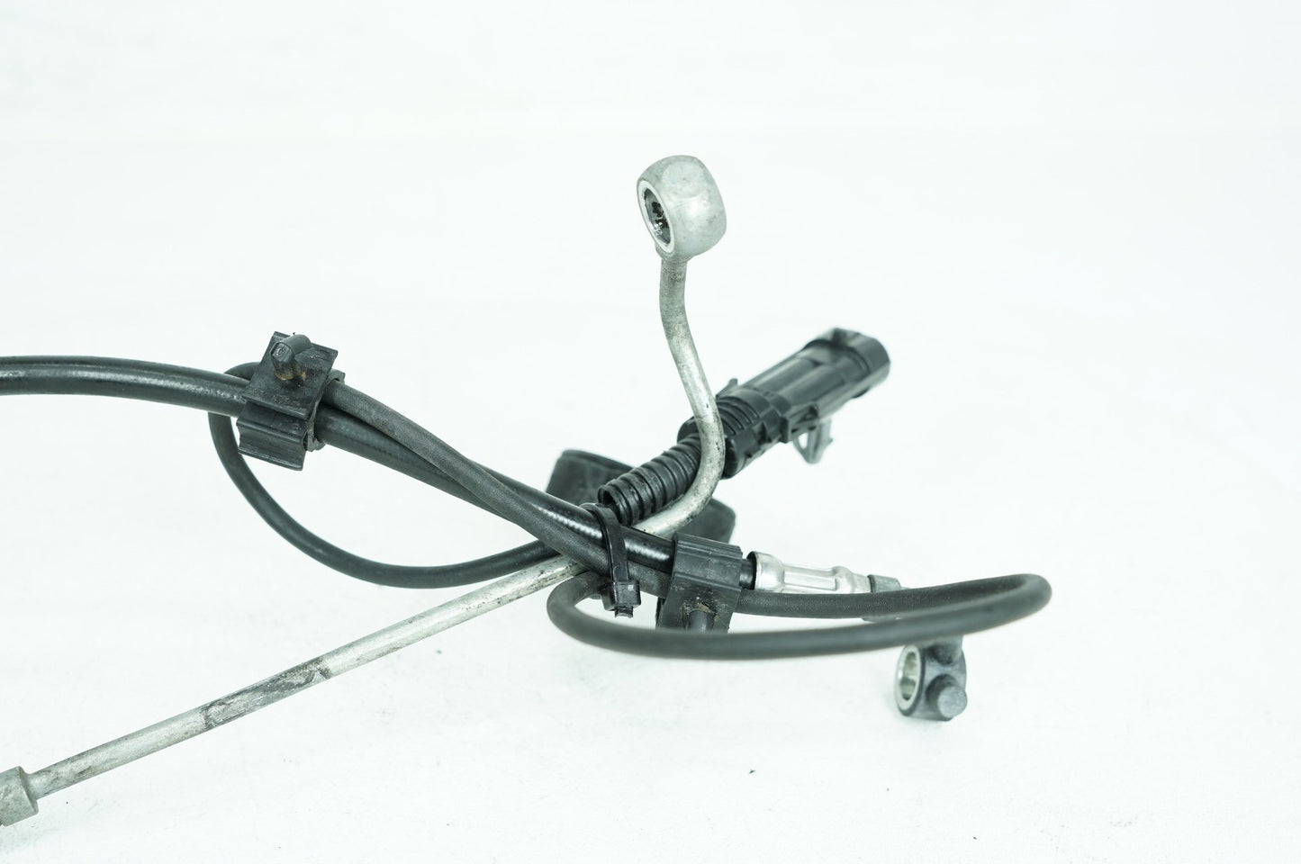 2011 - 2016 Harley-Davidson Touring Road King Classic Rear Brake Hose Line Pipe ABS 40610-09