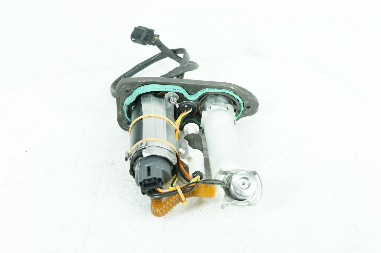 2004 - 2022 Harley-Davidson Sportster Iron 883 Gas Gasoline Fuel Petrol Pump Sending 75268-07F