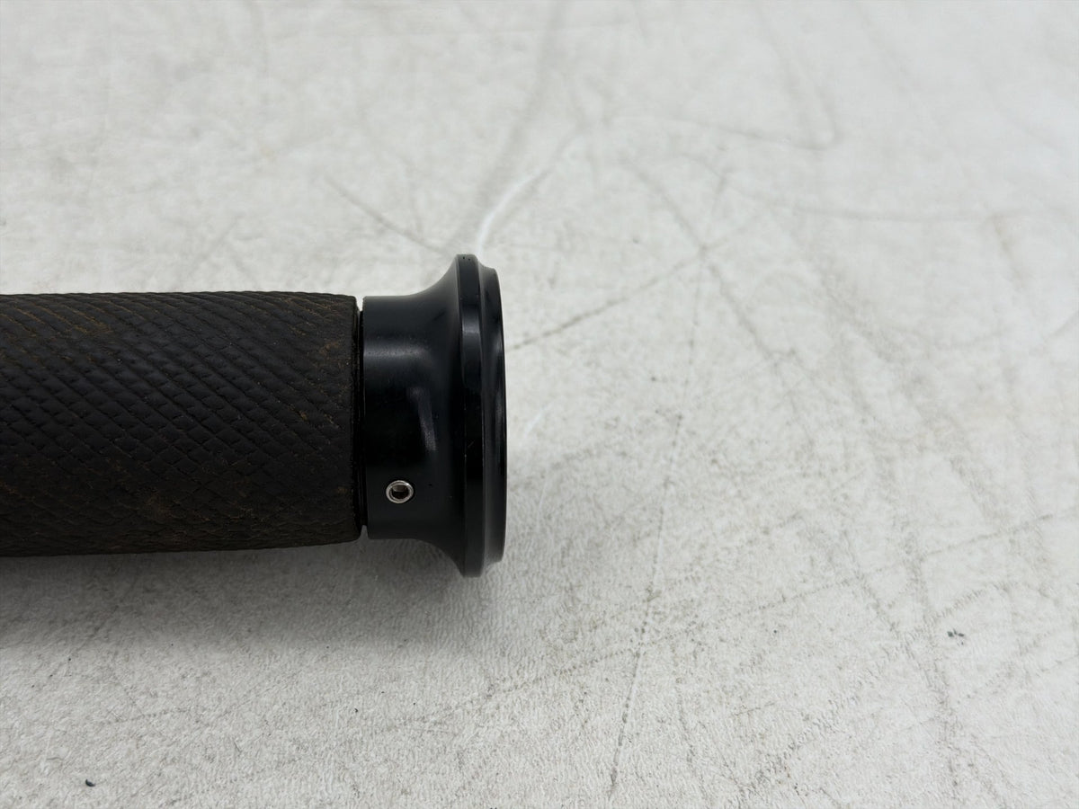 2001 Harley Fat Boy Softail FLSTFI OEM Front 1 Hand Grip Handgrip Hold
