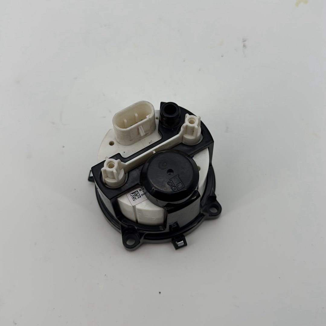 2008 - 2016 Harley-Davidson Touring Street Glide Gas Petrol Gasoline Fuel Gauge Cluster 70900163