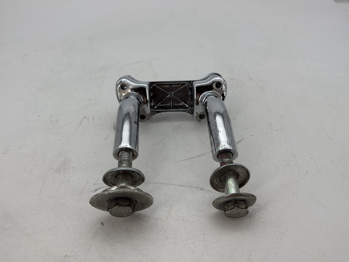 1998 Harley Road King Touring Classic OEM Front Handlebar Riser Top Clamp Chrome