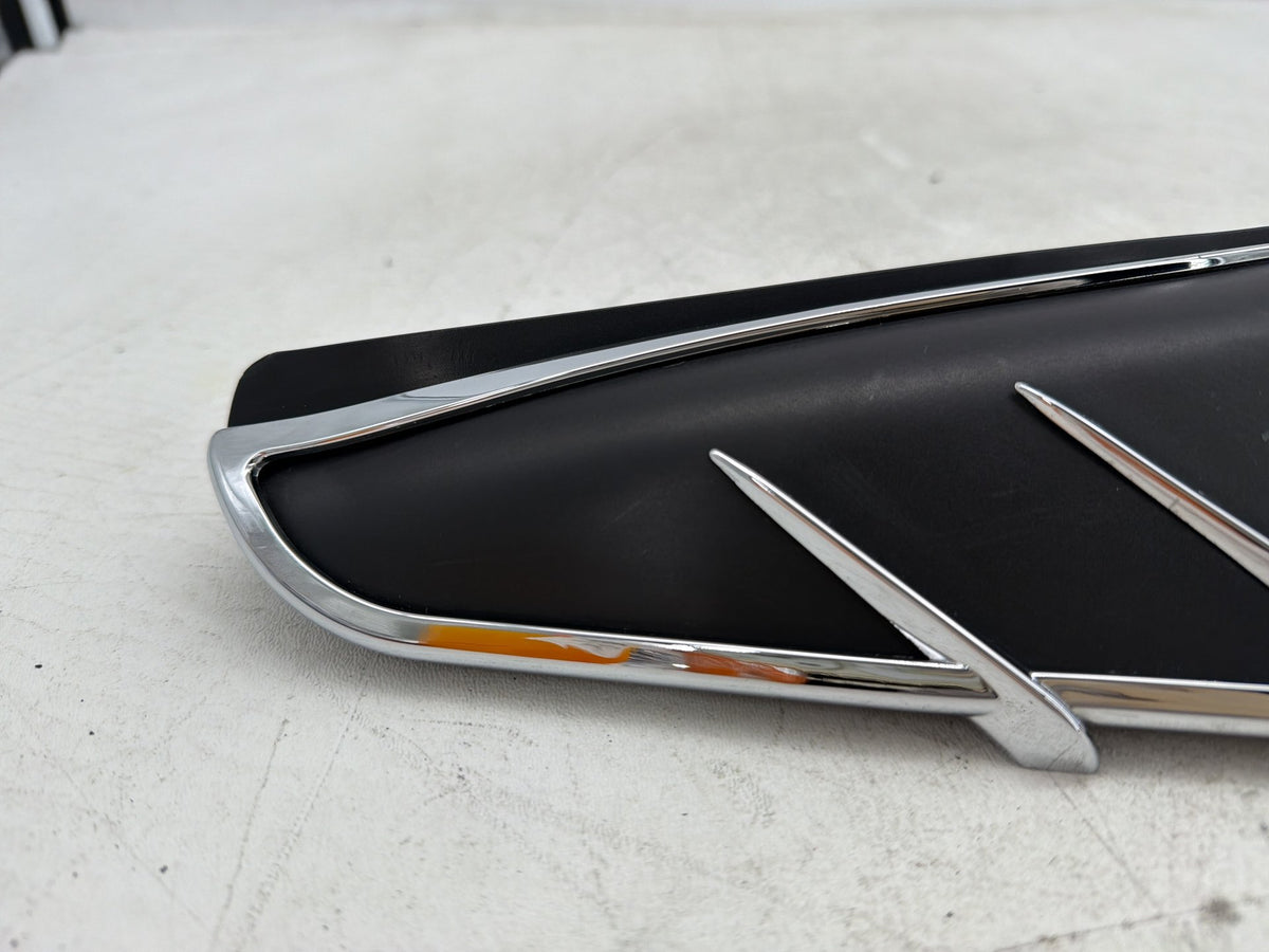 15 Harley Electra Glide Touring Ultra OEM Left Right Flare Wind Deflector Cover