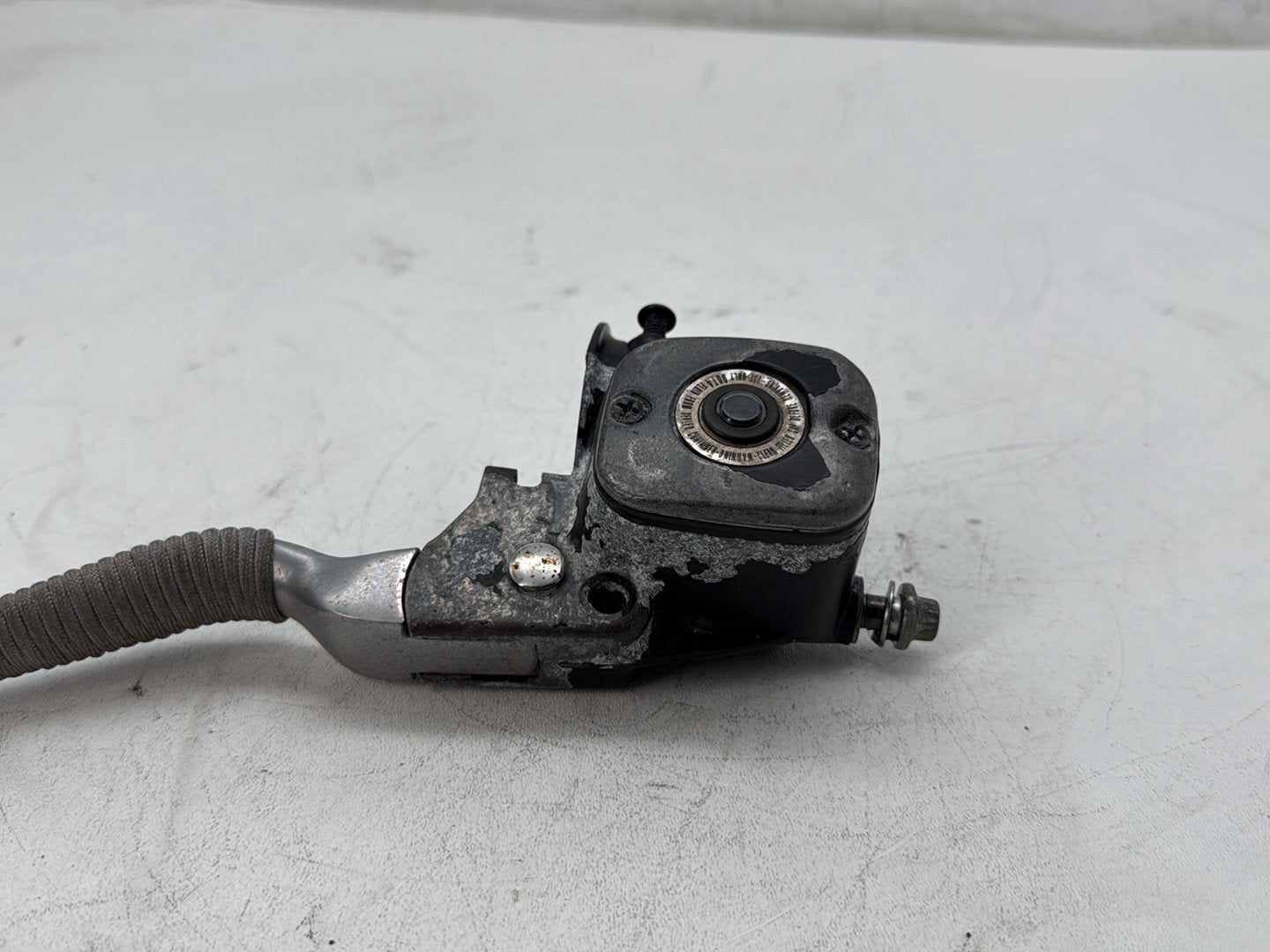 2006 Harley Touring FLHTCI Electra Glide Classic OEM Front Right Brake Lever Master Cylinder