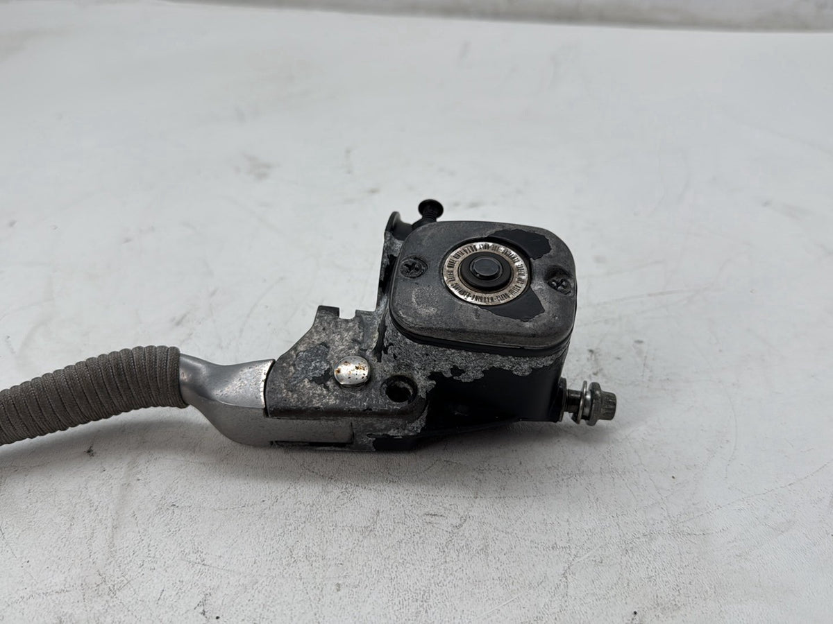 2006 Harley Touring FLHTCI Electra Glide Classic OEM Front Right Brake Lever Master Cylinder