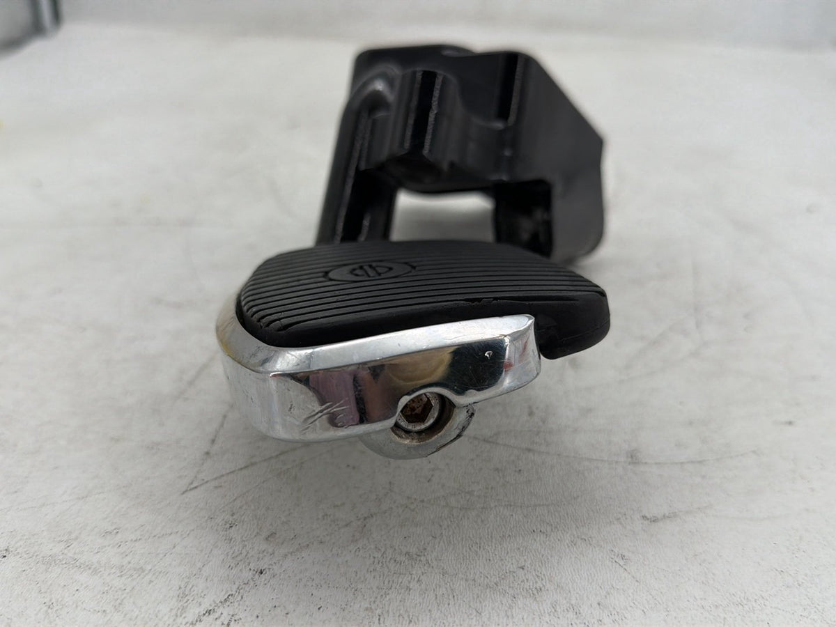 2003 Harley Softail Deuce FXSTD OEM Left Foot Rest Support Bracket Peg
