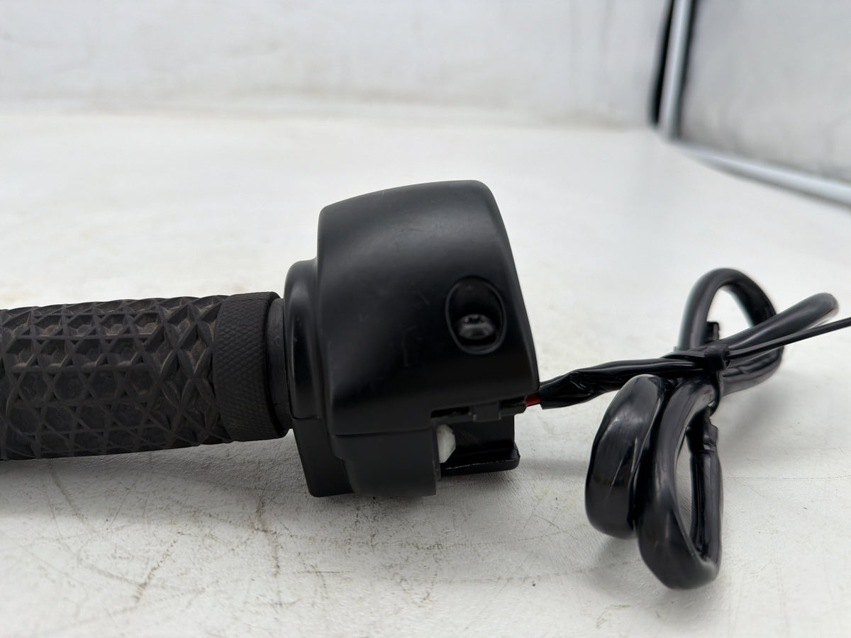 2020 Harley Softail Standard FXST OEM Right Engine Start Kill Switches Controls