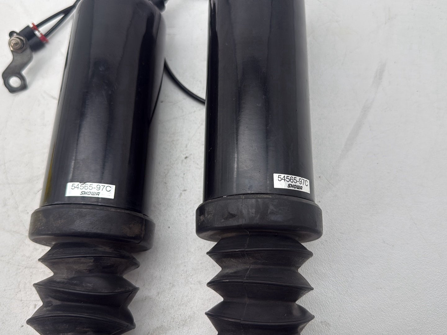 2007 Harley Touring Electra Glide Police OEM Rear Left Right Shock Absorbers 13"