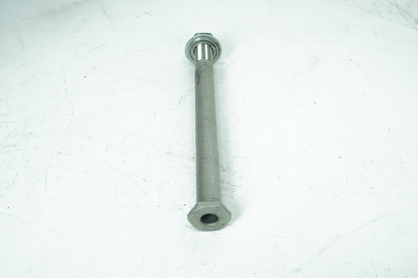 2007 - 2017 Harley-Davidson Dyna Super Glide Custom Rear Fork Swingarm Pivot Bolt Shaft 47641-06