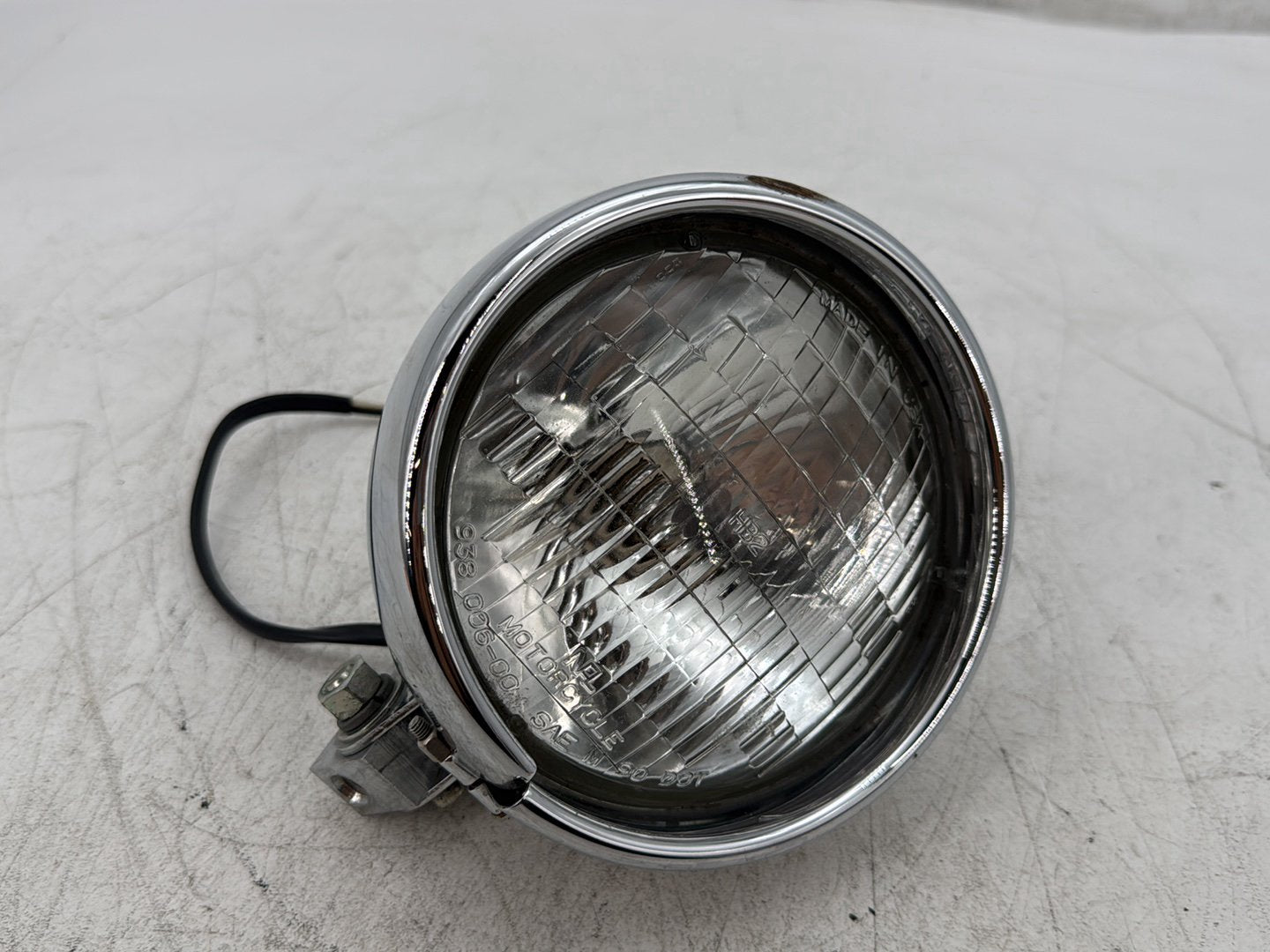 2003 Harley Dyna Wide Glide FXDWG OEM Headlight Headlamp Head Light Halogen