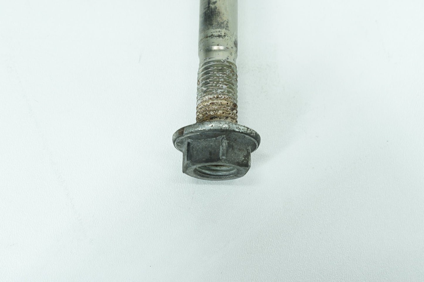 2007 - 2017 Harley-Davidson Dyna Switchback Rear Fork Swingarm Pivot Bolt Shaft 47641-06