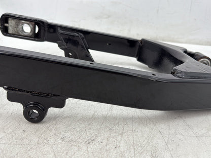 2010 Harley Dyna Fat Bob FXDF OEM Rear Fork Swingarm Swing Arm