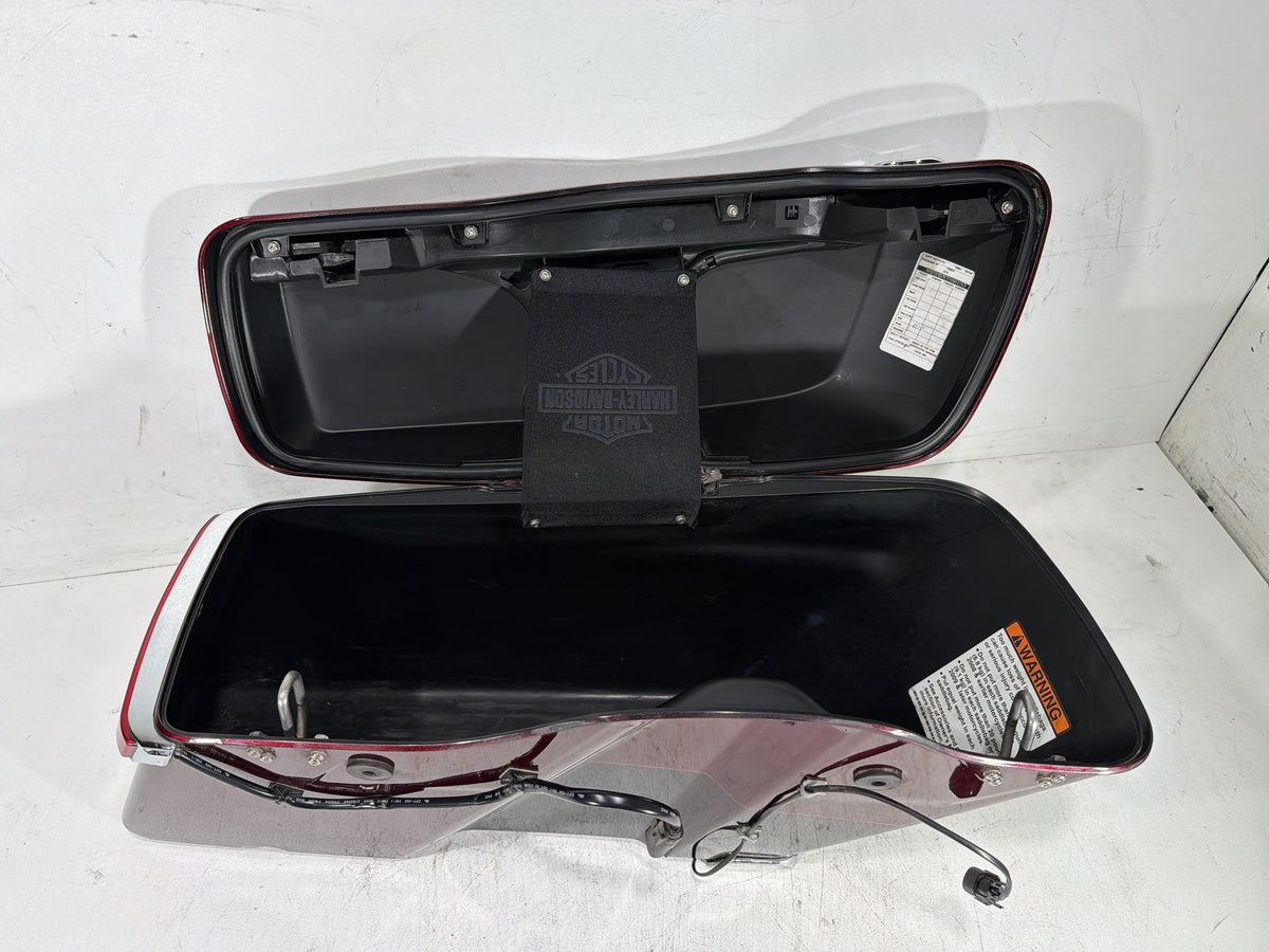 2015 Harley Electra Glide Touring Ultra OEM Left 1 Saddlebag Luggage NO Key