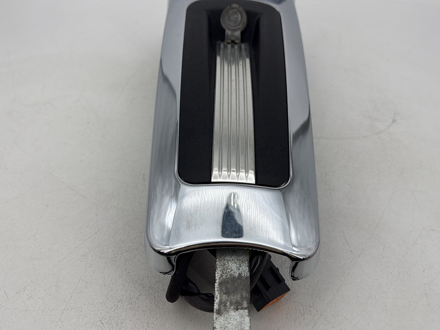2007 - 2011 Harley-Davidson Touring Electra Glide Ultra Fuel Gas Tank Dash Console NOKey 61270-08