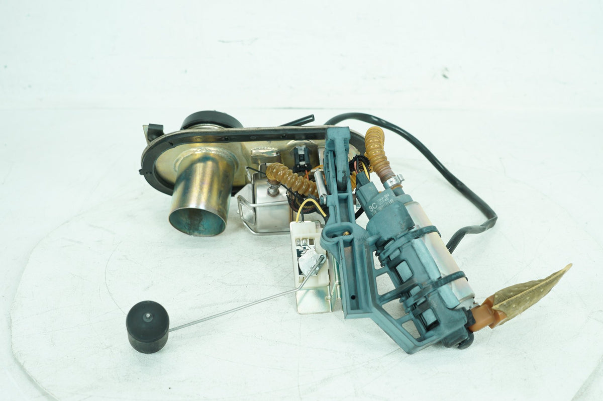 07 Harley Touring FLHTP Police Electra OEM Fuel Pump Gas Gasoline Petrol Sending