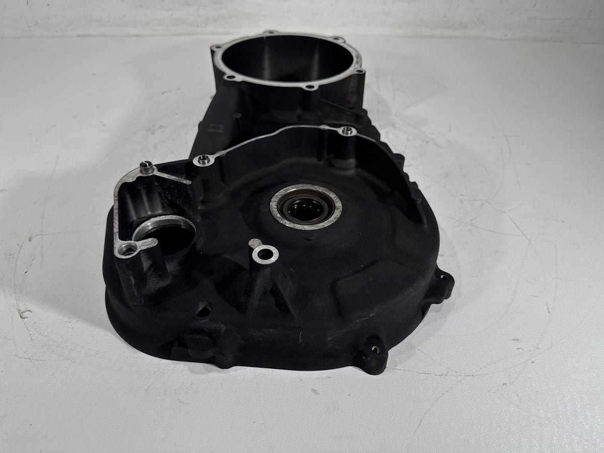 2011 Harley Road King Touring FLHR OEM Inner Primary Clutch Cover