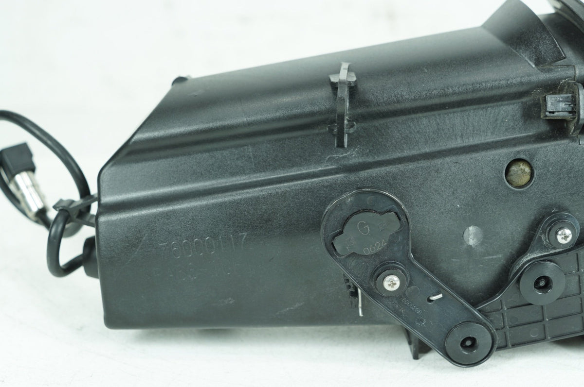 2008 - 2016 Harley-Davidson Touring Electra Glide Ultra Storage Media Compartment Glove Box 76000117