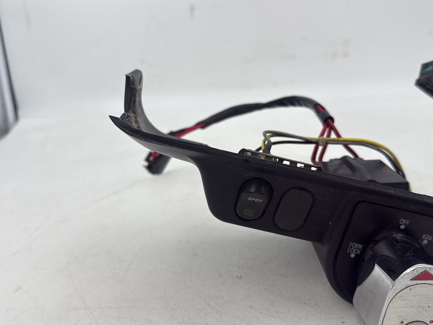 1999 - 2006 Harley-Davidson Touring Electra Glide Dash Ignition Cap Switch Lockset NO Key 58510-96