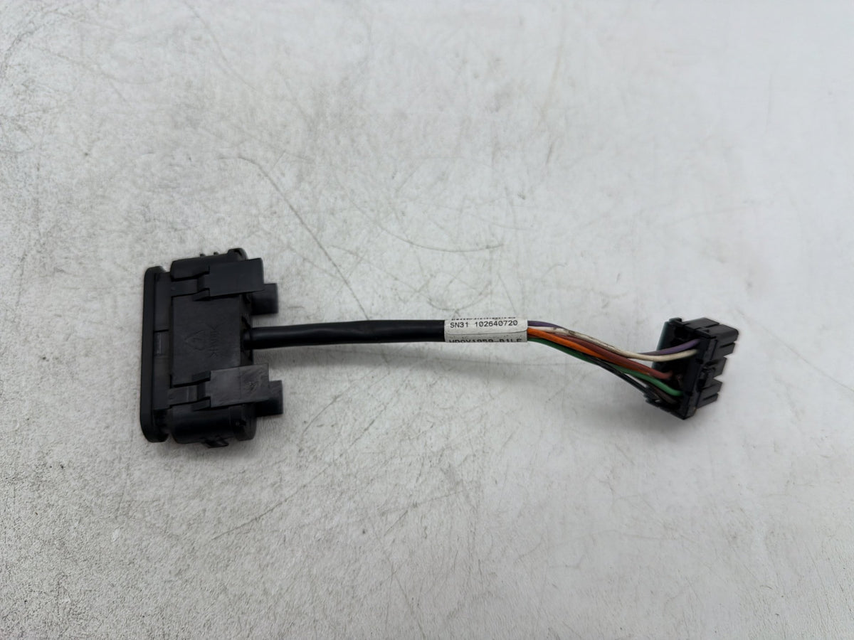 2011 Harley Street Glide Touring FLHX-103 OEM Dash Indicator Lamp Wire Plug In