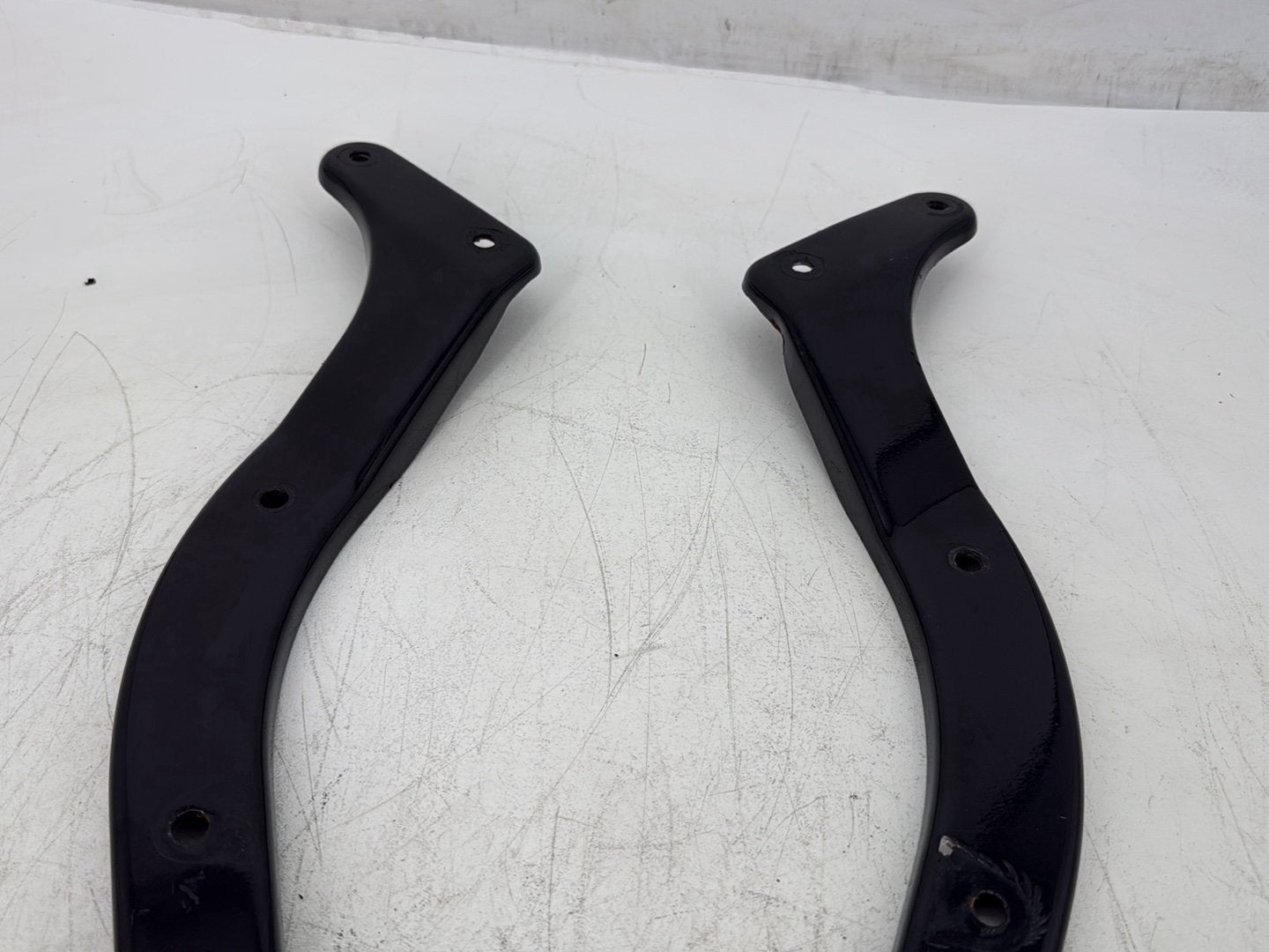 2011 Harley Softail FLSTFB Fat Boy OEM Rear Left Right Fender Struts Bracket