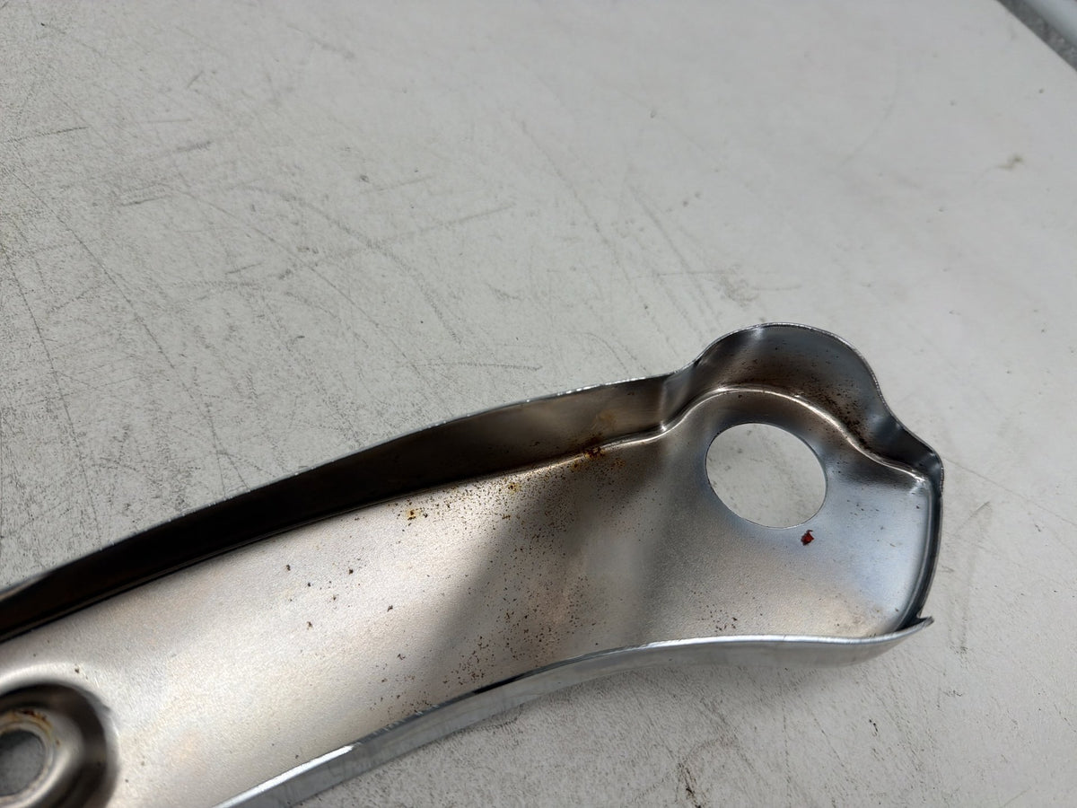 2012 Harley Dyna Fat Bob FXDF 103 OEM Rear Left Right Fender Struts Bracket