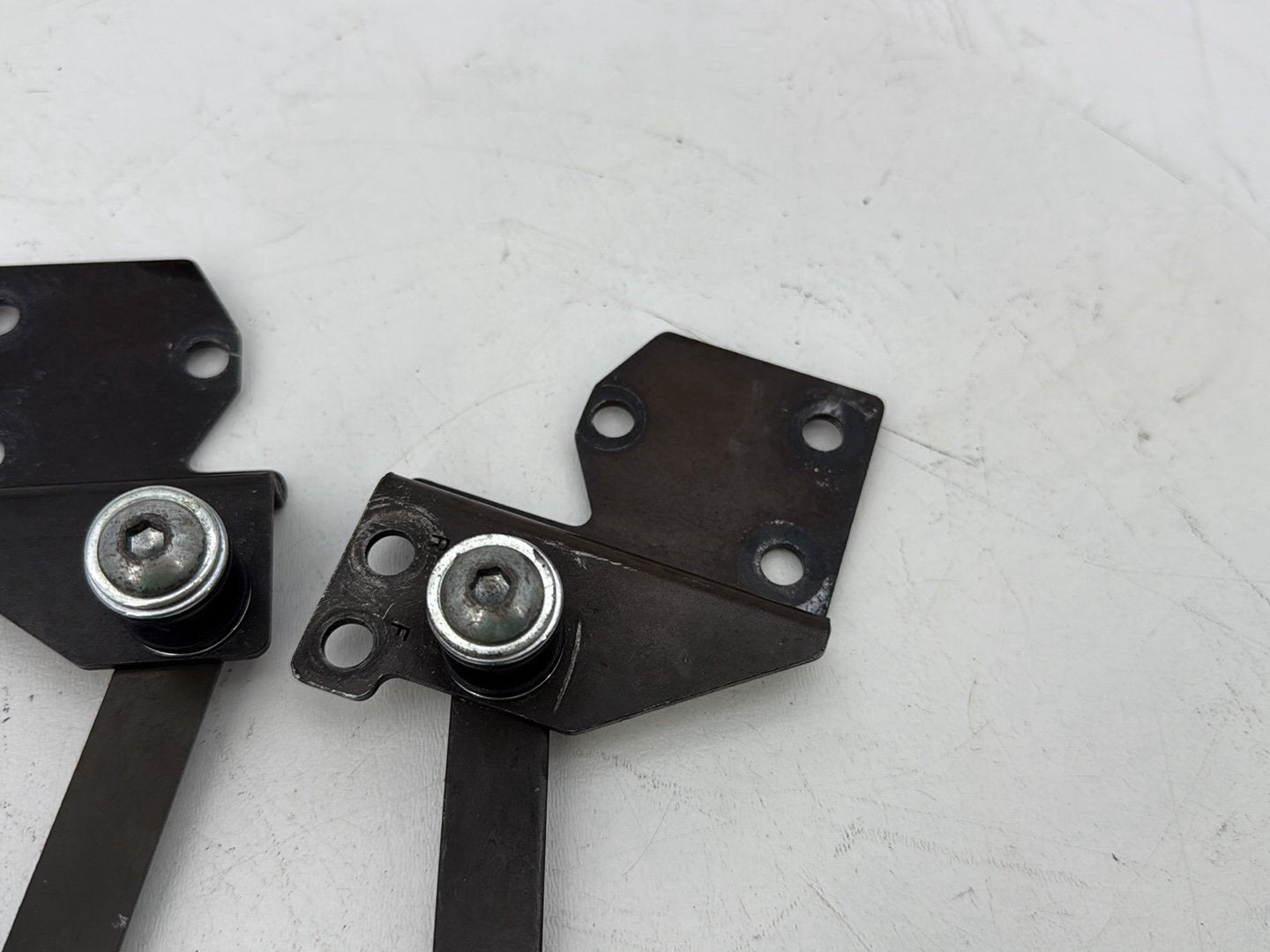 1999 - 2006 Harley-Davidson Touring CVO Screamin Eagle Road King Left & Right Saddlebag Mount Brackets 53803-06