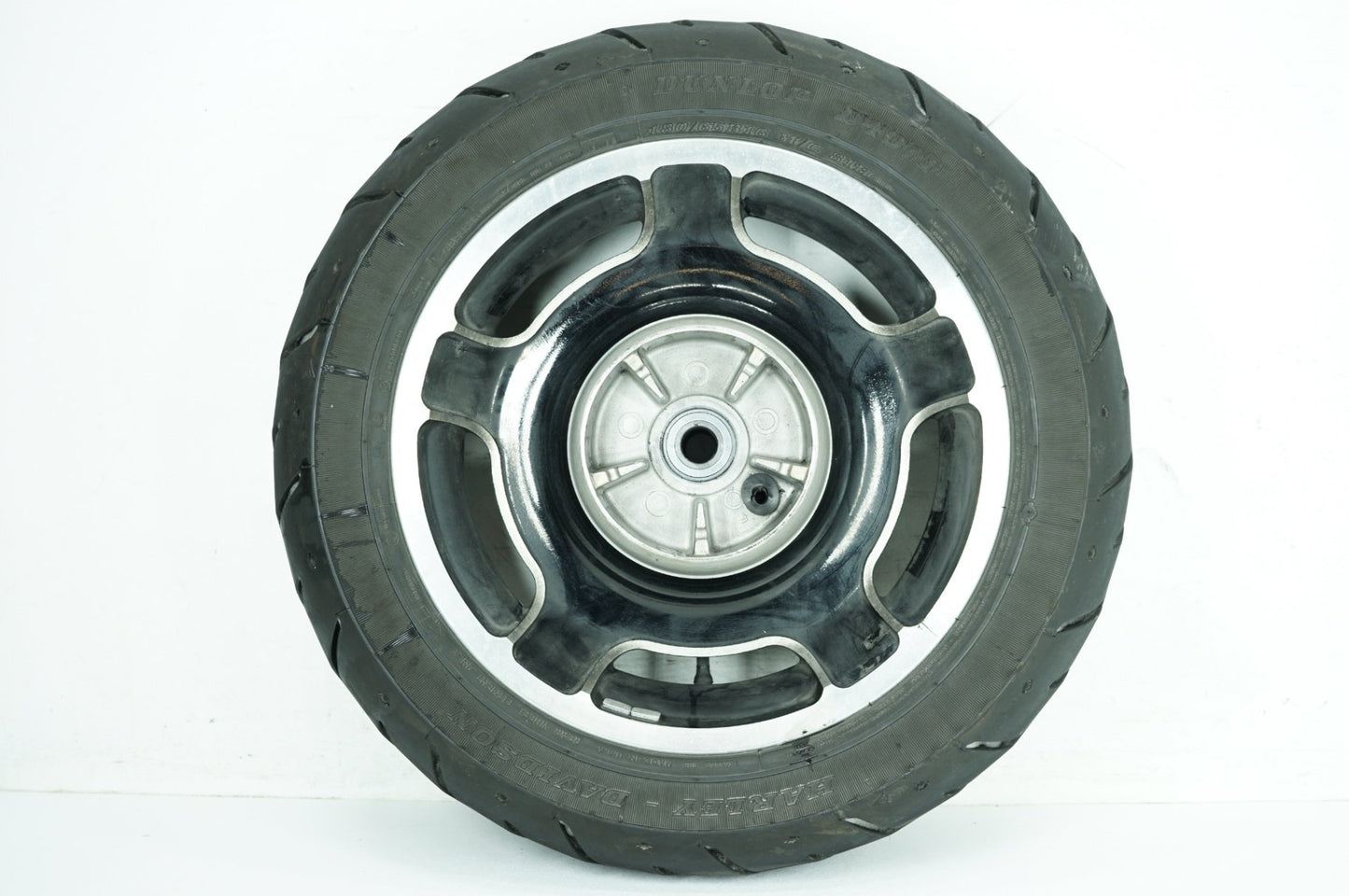 2009 - 2016 Harley-Davidson Touring Street Glide Rear Wheel Rim Tire 41288-09