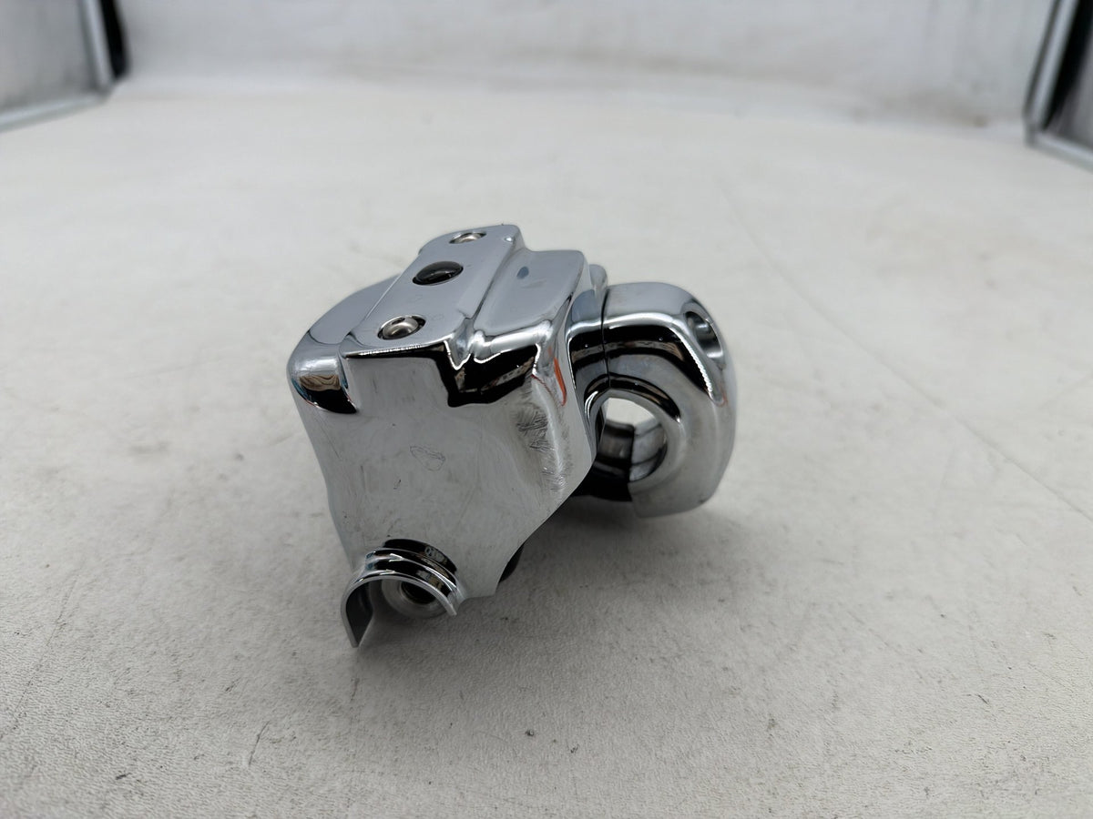 04 Harley Road King Touring Classic OEM Front Right Brake Lever Master Cylinder