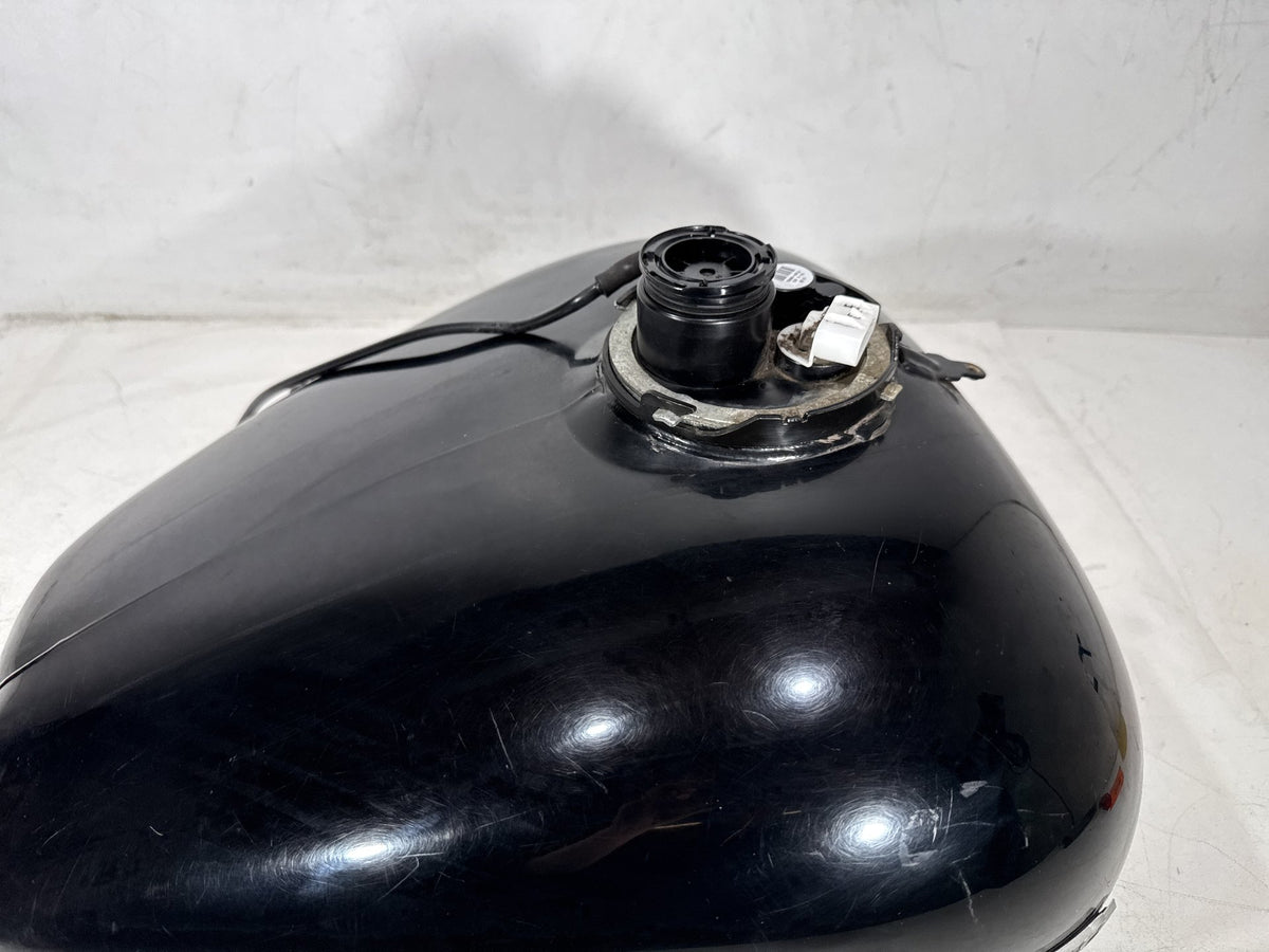 2013 Harley Street Glide Touring FLHX OEM Fuel Gas Tank Gasoline Reservoir