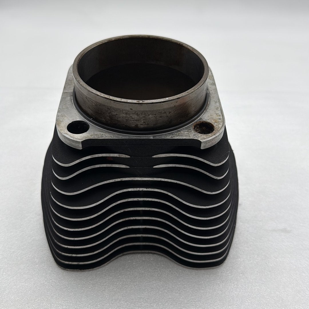 2007 - 2013 Harley-Davidson Touring Electra Glide Ultra Twin Cam Engine Jug 1 Cylinder Barrel  	17458-07