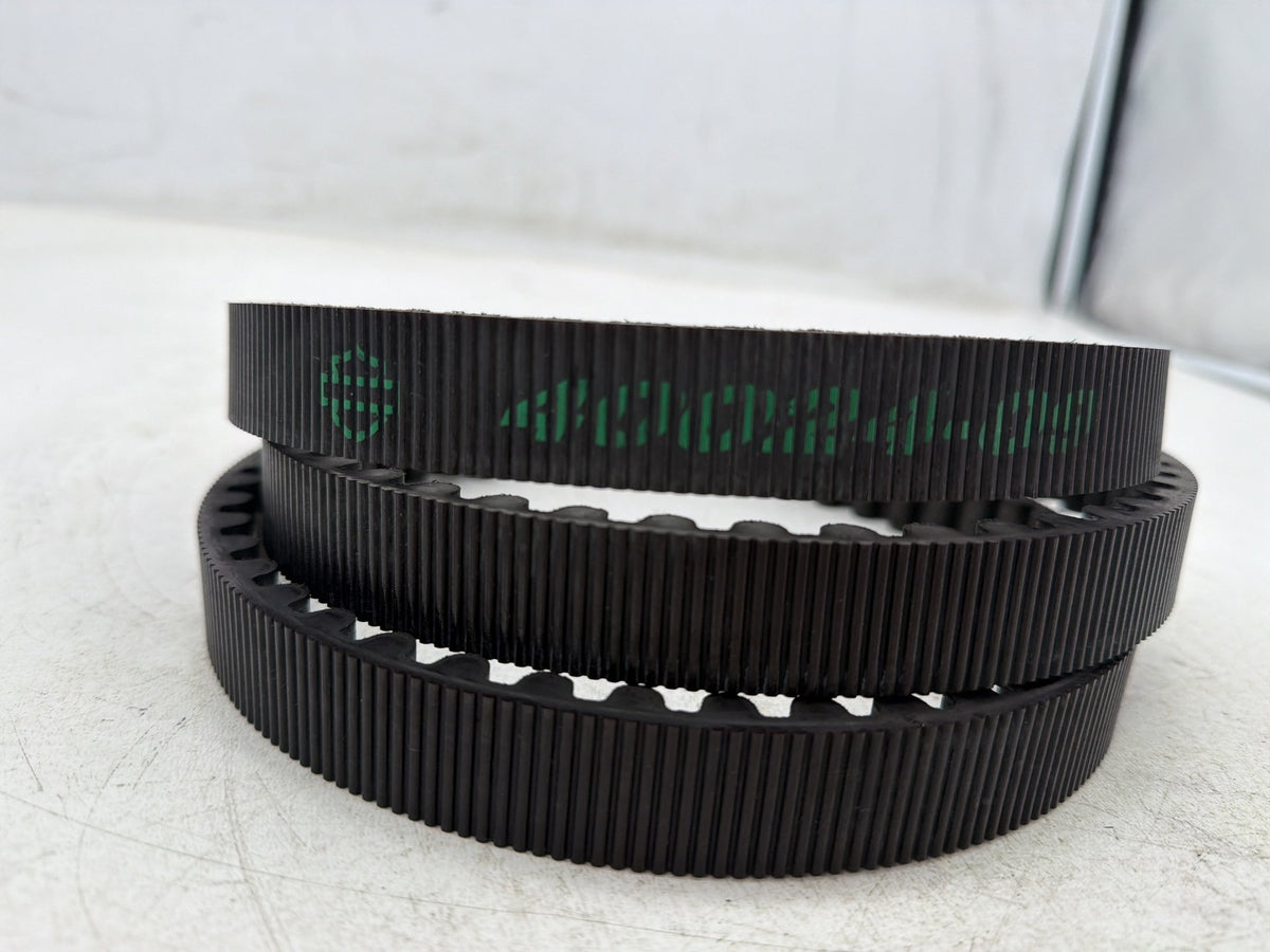 2009 Harley Street Glide Touring FLHX OEM Rear Drive Belt 40024-09 140T 1"
