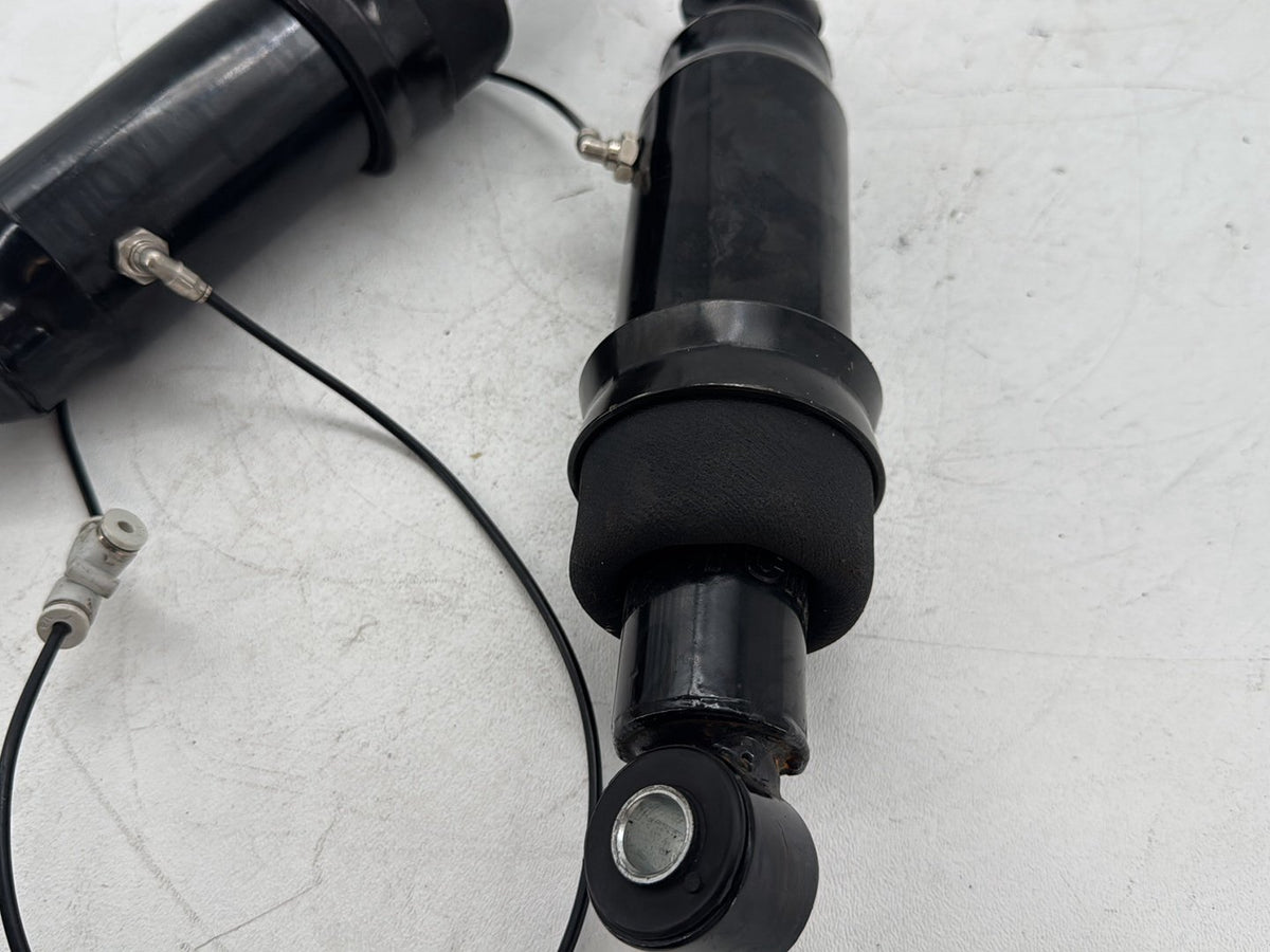 1996 Harley Road King Air Suspension Rear Left Right Shock Absorbers
