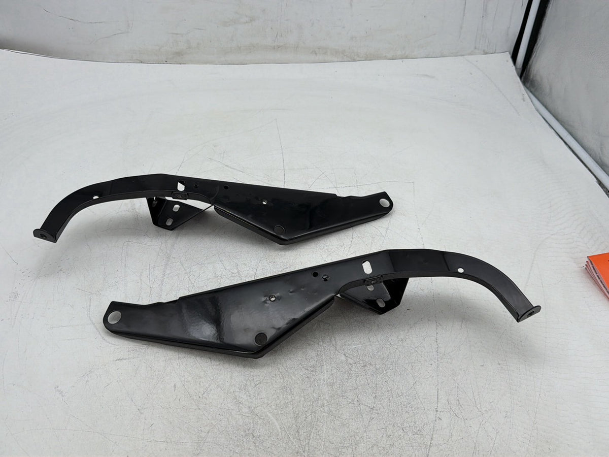 2003 Harley Electra Glide Touring Ultra OEM Right Left Fairing Support Brackets