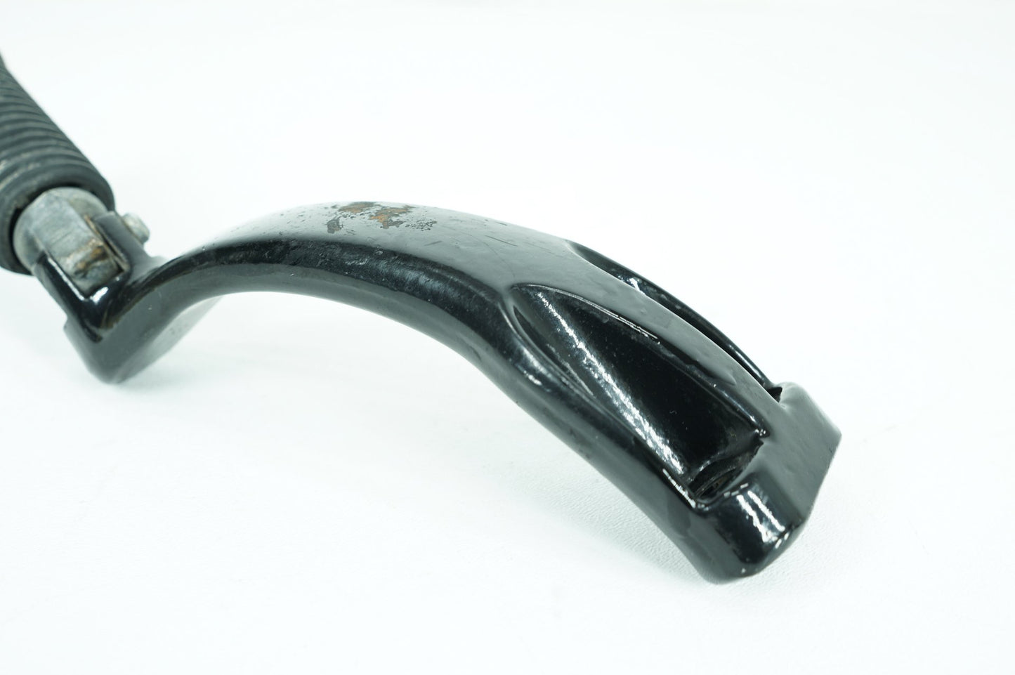 2004 - 2010 Harley-Davidson Sportster Low Right Foot Rest Support Bracket Peg 42652-04