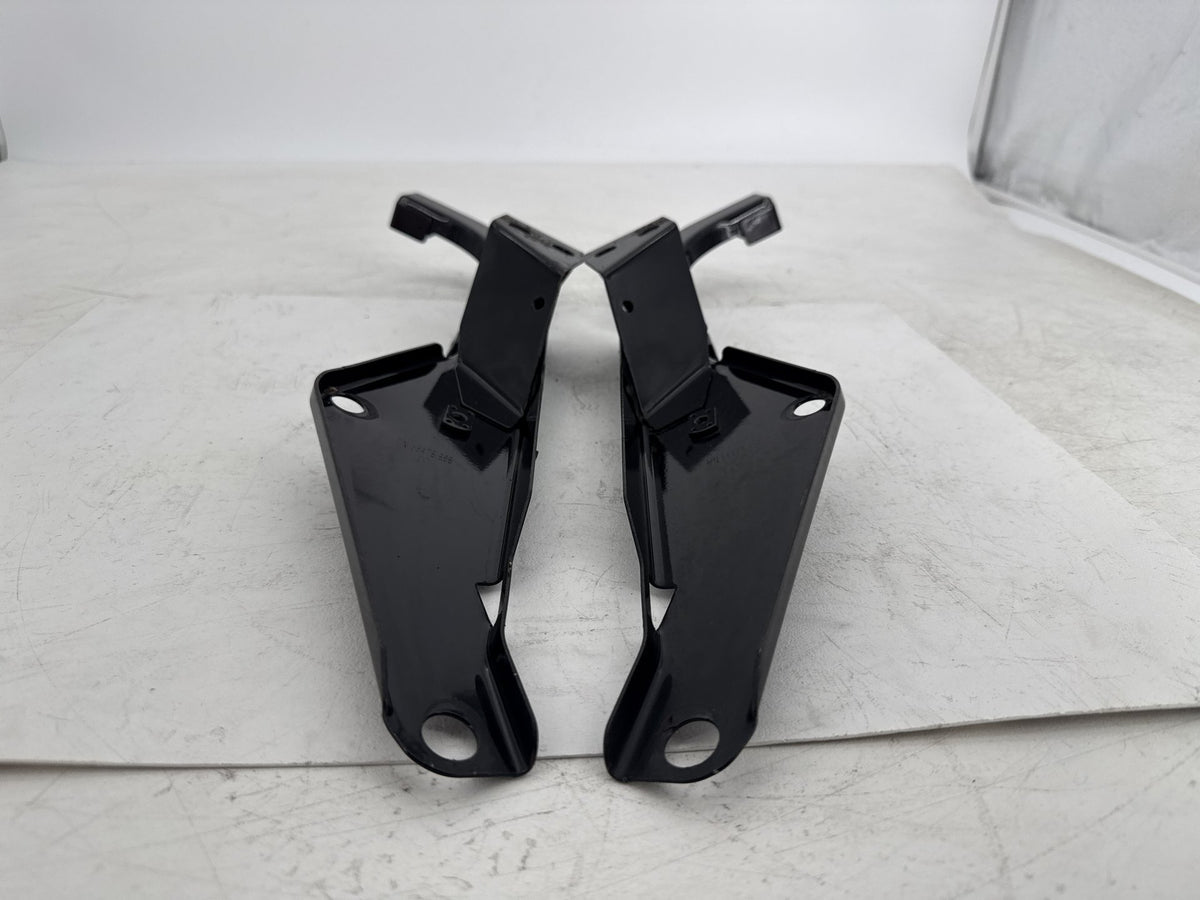 2013 Harley Street Glide Touring FLHX OEM Right Left Fairing Support Brackets