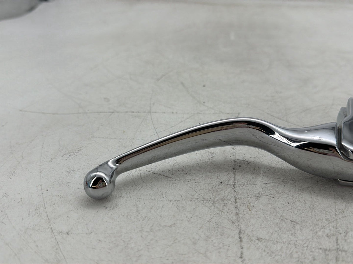 2013 Harley Electra Glide Touring CVO Front Right Brake Lever Master Cylinder