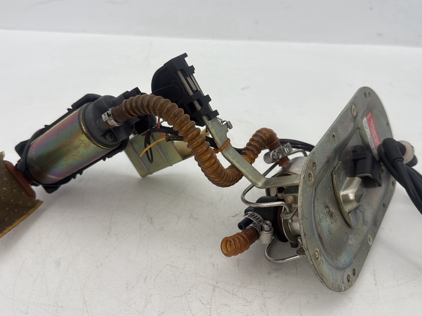 2005 Harley Touring FLHRCI Road King Classic OEM Fuel Pump Gas Gasoline Petrol Sending