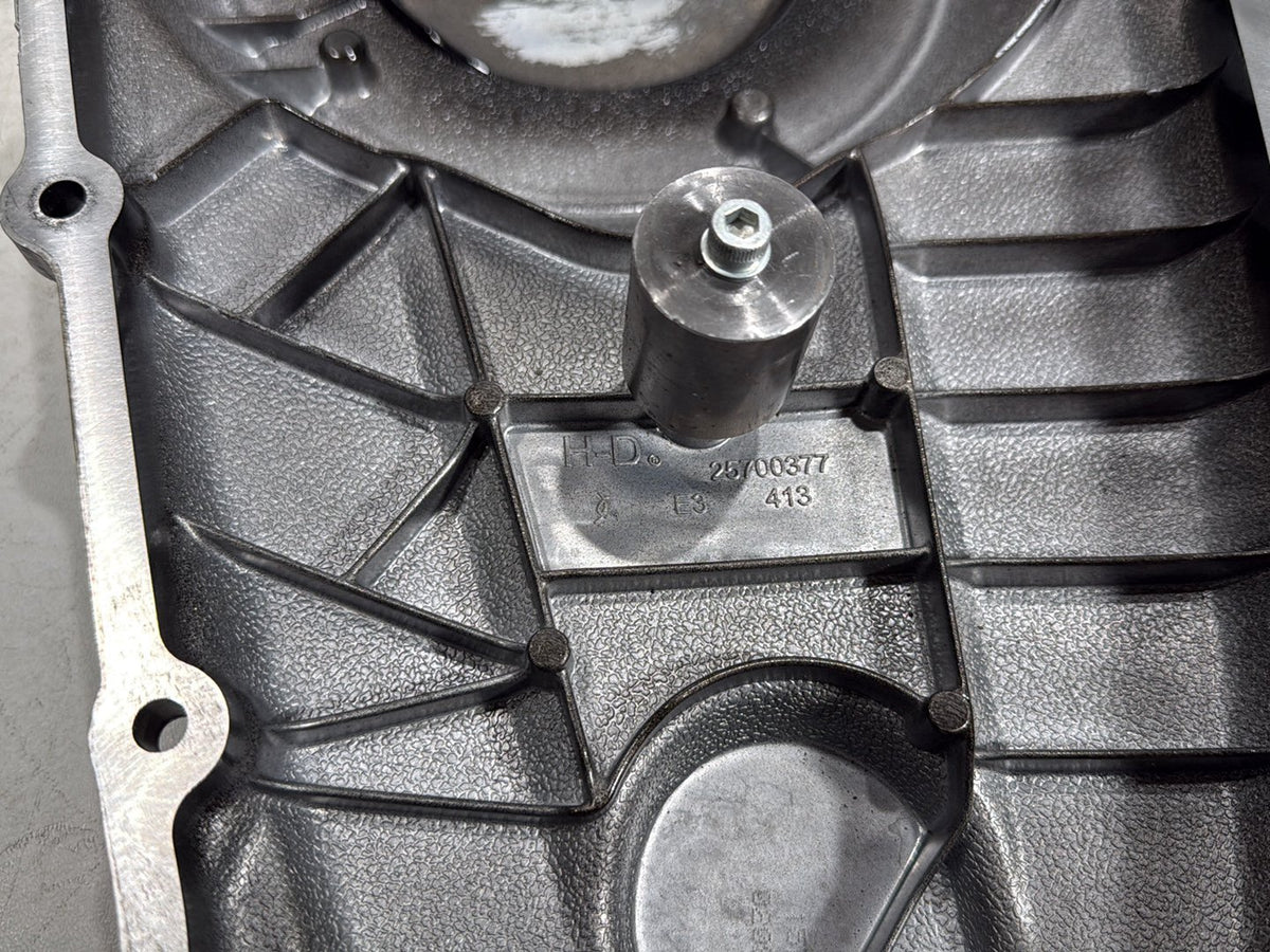 2018 Harley Road Glide Touring FLTRXS OEM Outer Primary Clutch Cover