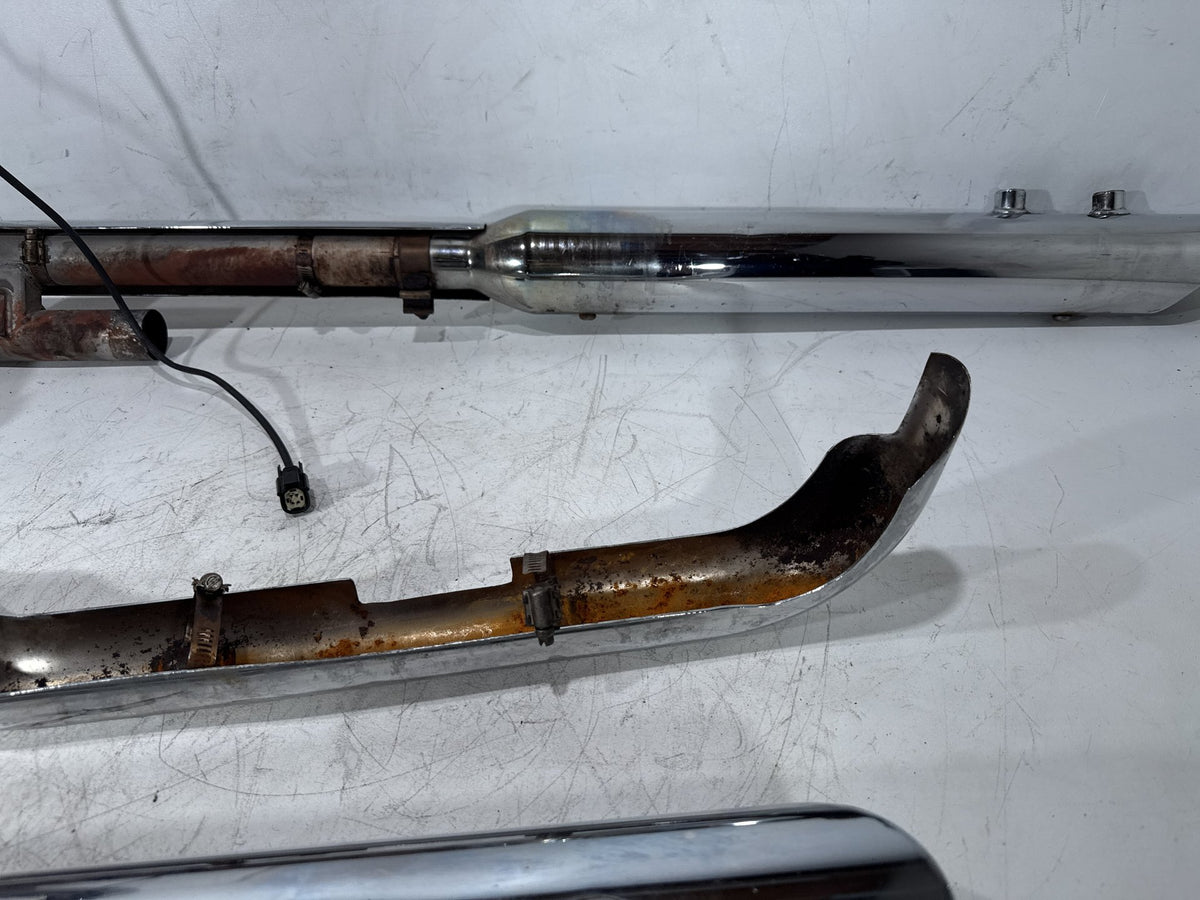 2012 Harley Electra Glide Touring Ultra OEM Exhaust Header Pipes Muffler