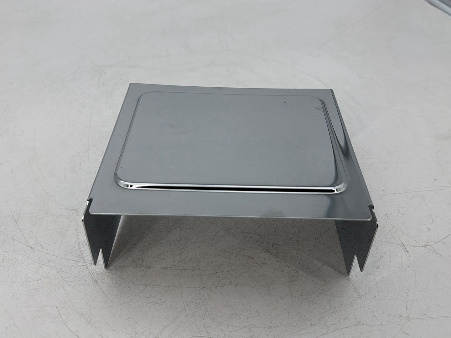 1999 - 2006 Harley-Davidson Dyna Super Glide Lower Battery Tray Stay Box Cover Panel 66375-97