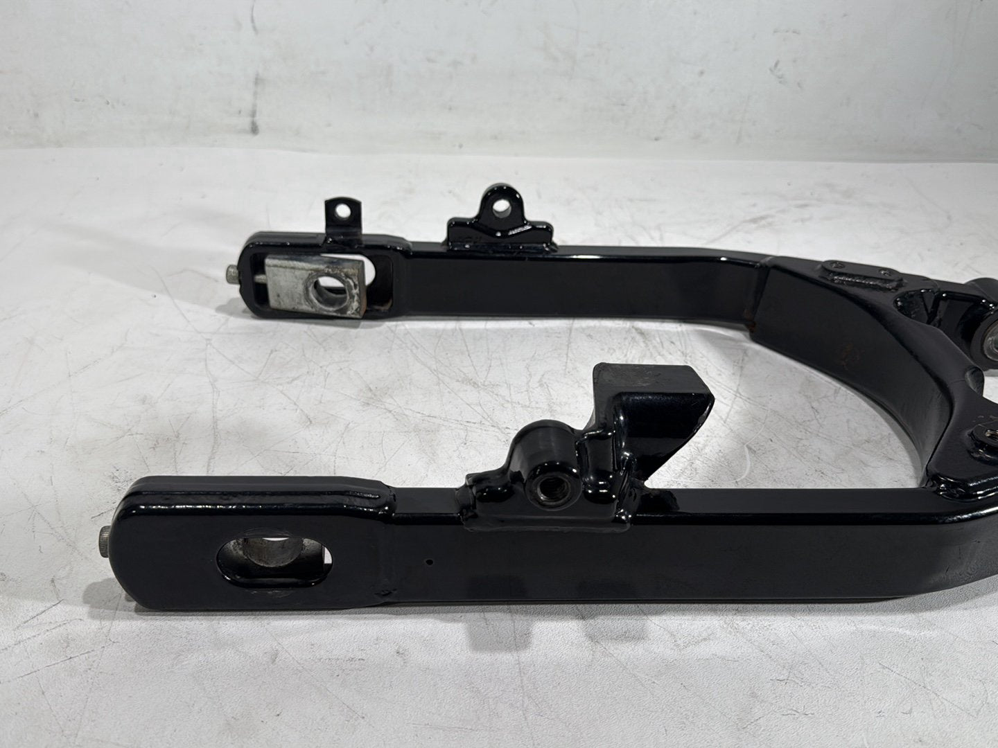 2008 Harley Dyna Fat Bob FXDF OEM Rear Fork Swingarm Swing Arm
