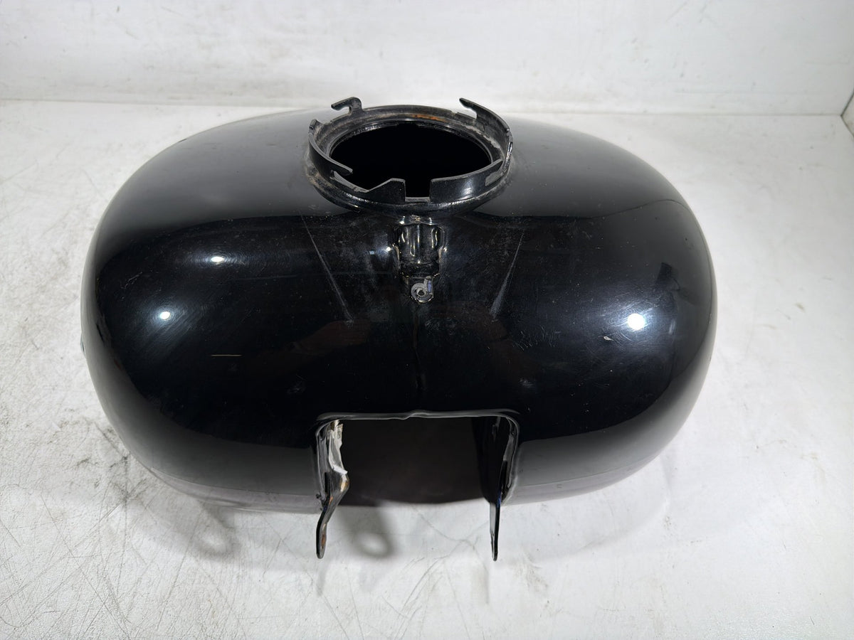 2010 Harley Electra Glide Touring Ultra OEM Fuel Gas Tank Gasoline Reservoir