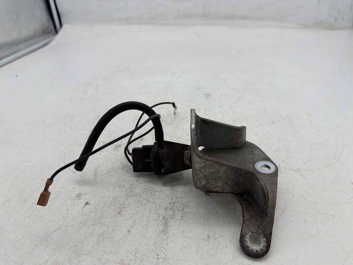 1991 Harley Sportster 883 Deluxe XLH883 OEM Mounting Bracket Holder Support Base