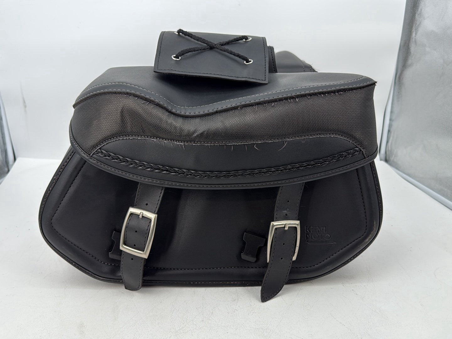 2004 - 2013 Harley-Davidson Sportster 883 Custom Rear Left Right Saddlebags Luggage Leather KEMI-MOTO