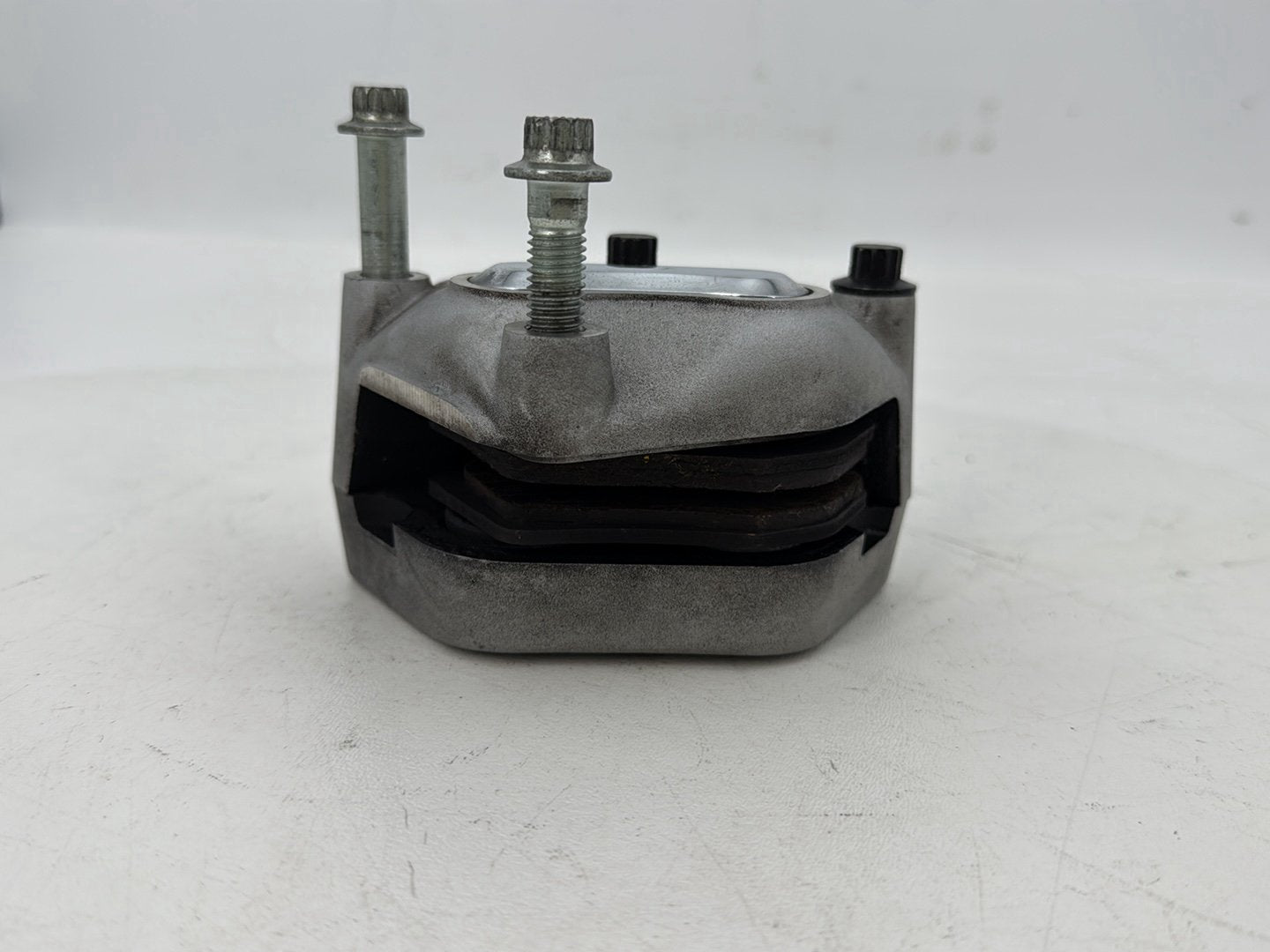 1999 - 2006 Harley-Davidson Touring CVO Screamin Eagle Road King Front Left 1 Brake Caliper 44381-99C